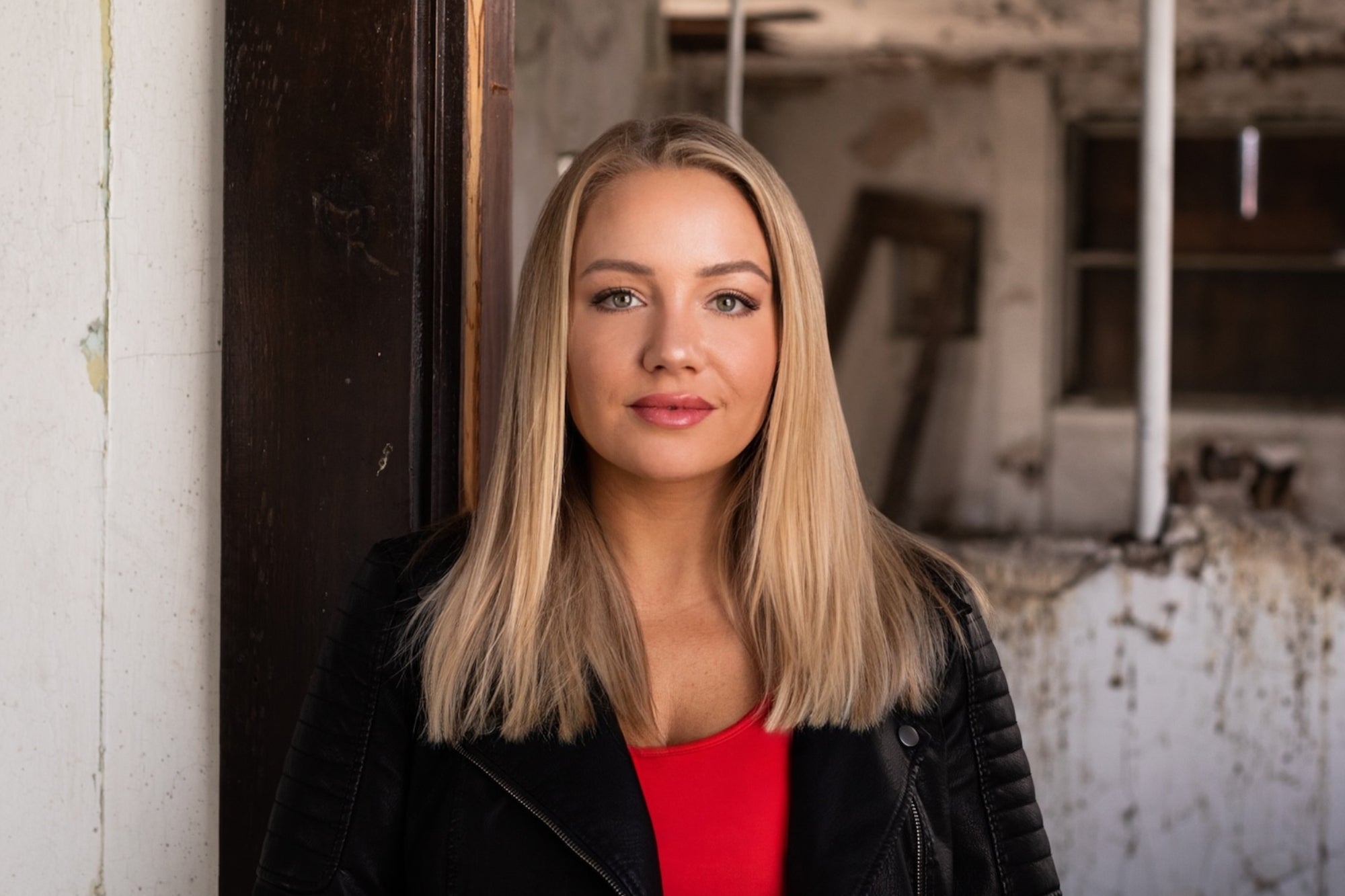 Her Latest Novel Is a No. 1 Bestseller. Here’s Her Best Advice for Creative People Who Want to Turn Their Passion Into a Career.